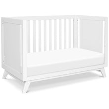 Load image into Gallery viewer, Davinci Otto Pine Wood 3 - in - 1 Convertible Crib in White