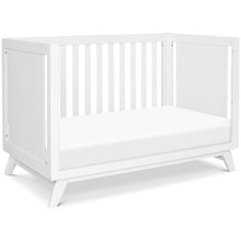 Load image into Gallery viewer, Davinci Otto Pine Wood 3 - in - 1 Convertible Crib in White